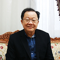 นายอภิสิทธิ์ งามอัจฉริยะกุล