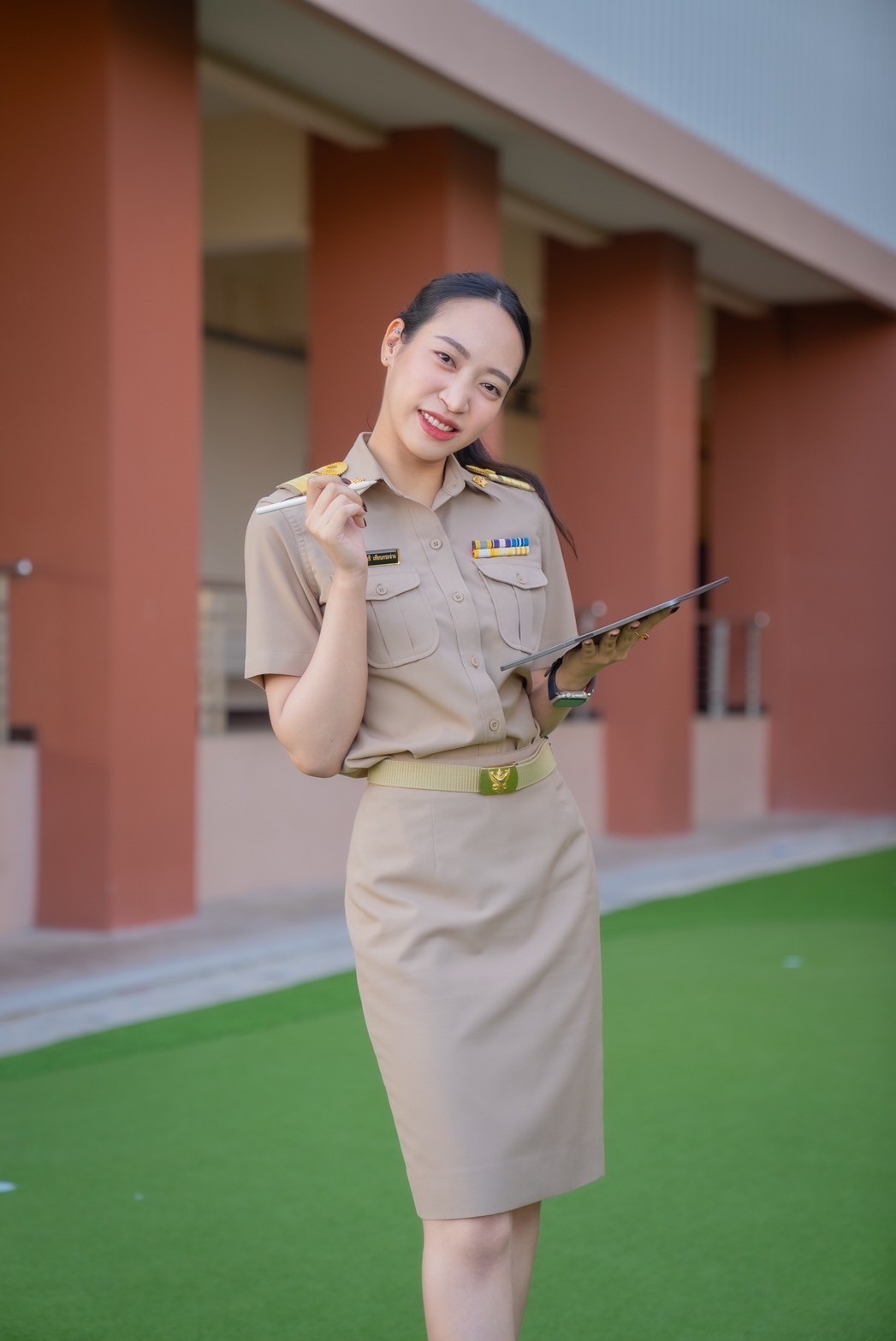 นางสาวพรรณนรี เทียนกระจ่าง