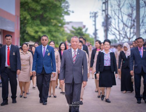 พิธีประดับเข็มพระเกี้ยวแก่นักเรียนชั้นมัธยมศึกษาปีที่ 4  ประจำปีการศึกษา 2567