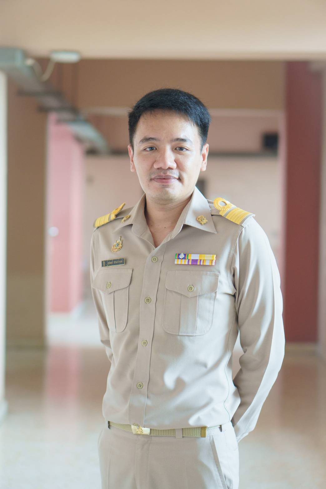 นายอานนท์ ปานะจำนงค์