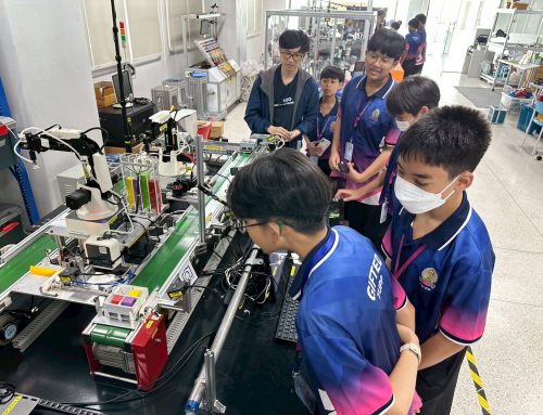 กิจกรรมทัศนศึกษาห้องเรียนพิเศษวิทยาศาสตร์ วิจัย และเทคโนโลยี
